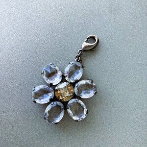 Sabika Classics Daisy Pendant